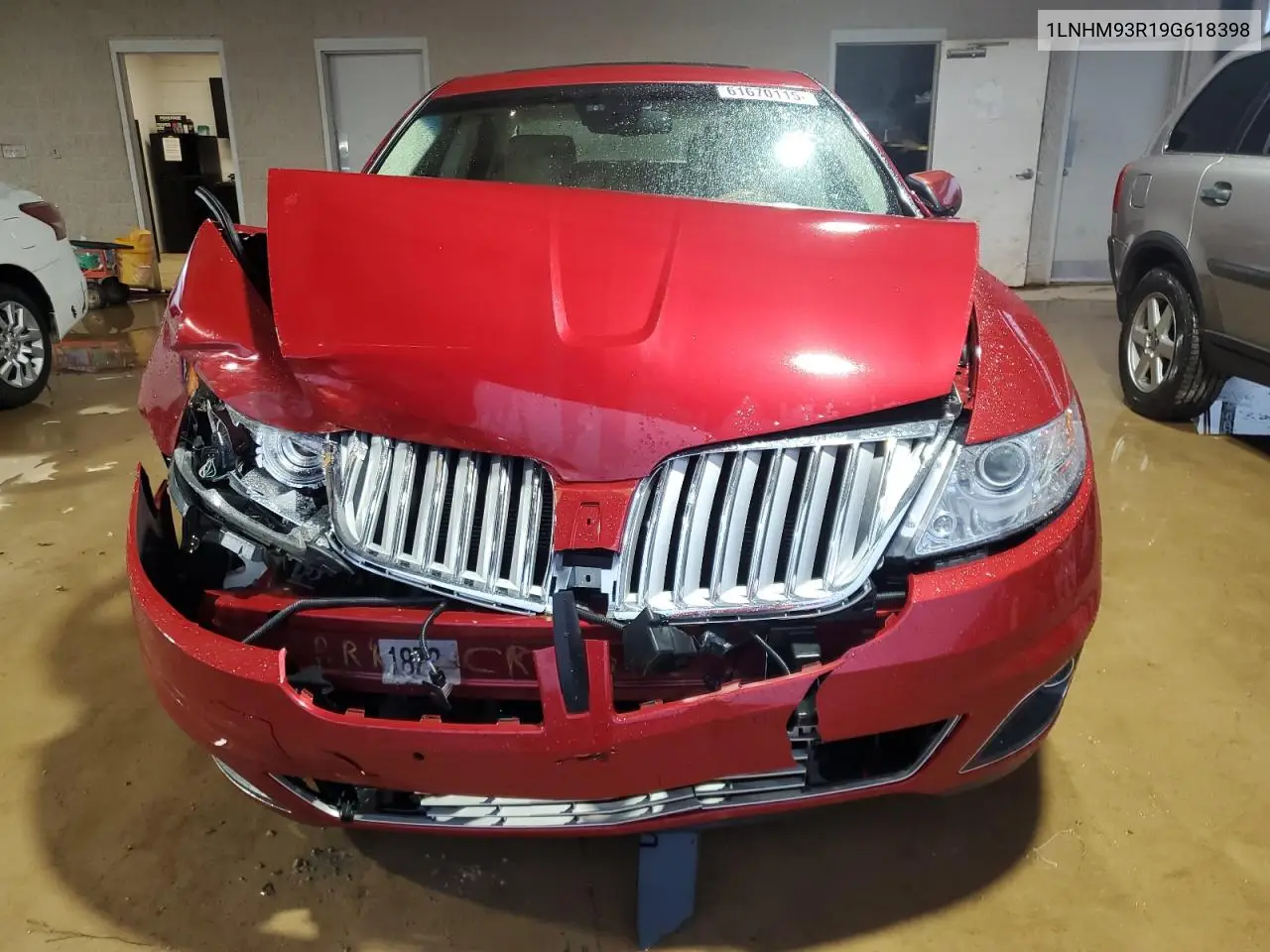 2009 Lincoln Mks VIN: 1LNHM93R19G618398 Lot: 61670115