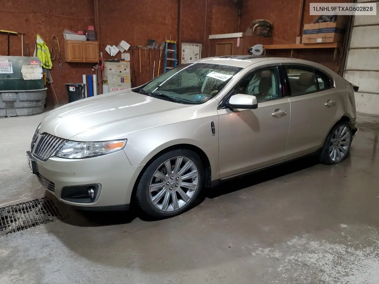 2010 Lincoln Mks VIN: 1LNHL9FTXAG602828 Lot: 55495325
