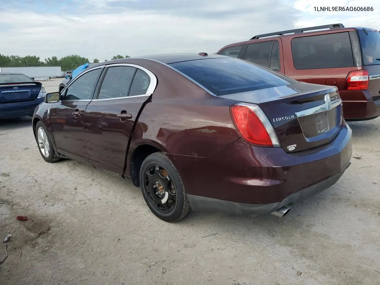 2010 Lincoln Mks VIN: 1LNHL9ER6AG606686 Lot: 55923205
