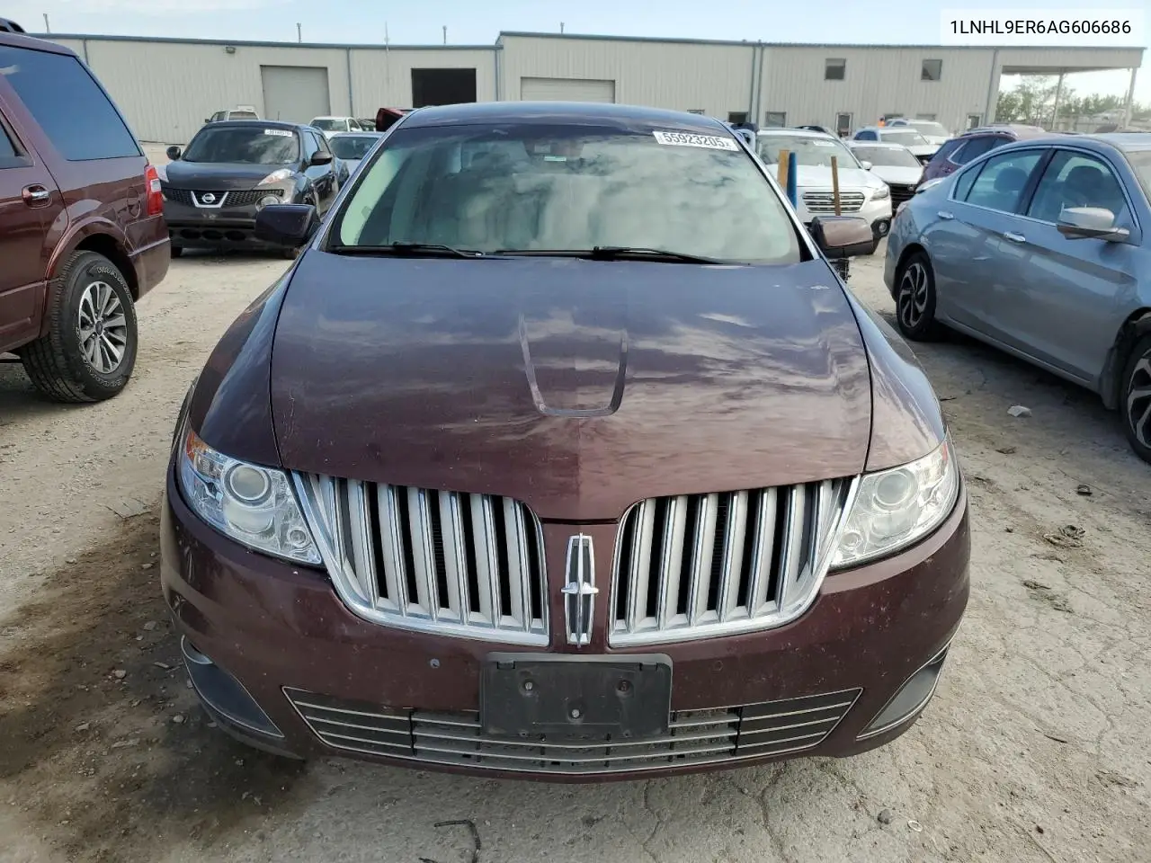 2010 Lincoln Mks VIN: 1LNHL9ER6AG606686 Lot: 55923205