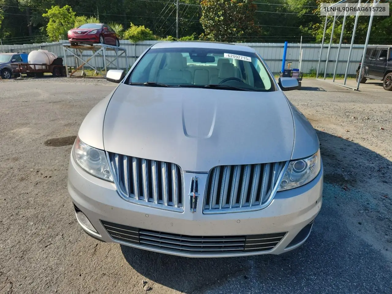 2010 Lincoln Mks VIN: 1LNHL9DR6AG615728 Lot: 62092715
