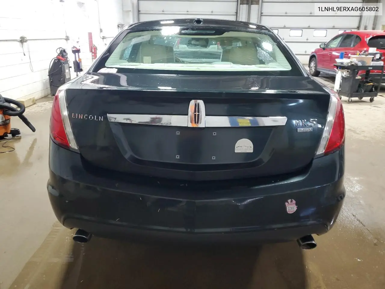 2010 Lincoln Mks VIN: 1LNHL9ERXAG605802 Lot: 62292215