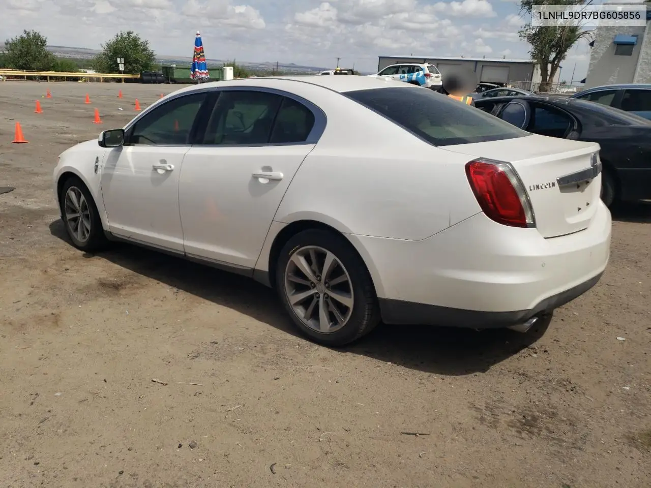 2011 Lincoln Mks VIN: 1LNHL9DR7BG605856 Lot: 60913355