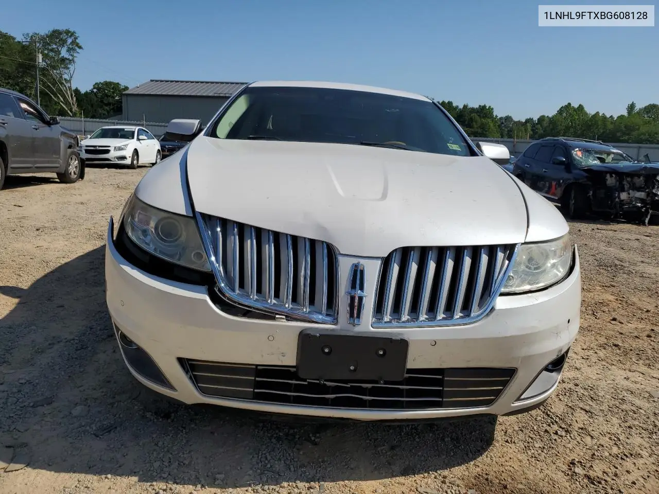 2011 Lincoln Mks VIN: 1LNHL9FTXBG608128 Lot: 61526995