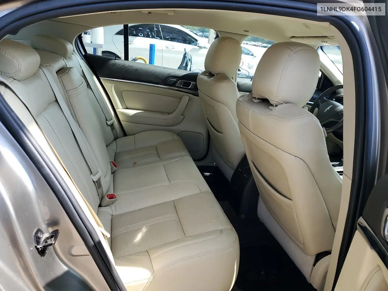 2015 Lincoln Mks VIN: 1LNHL9DK4FG604415 Lot: 62589205