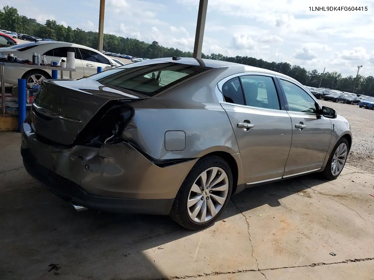 2015 Lincoln Mks VIN: 1LNHL9DK4FG604415 Lot: 62589205