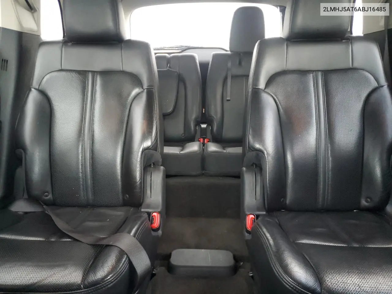 2010 Lincoln Mkt VIN: 2LMHJ5AT6ABJ16485 Lot: 54209975