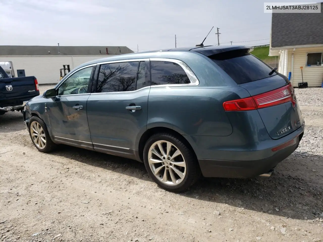 2010 Lincoln Mkt VIN: 2LMHJ5AT3ABJ28125 Lot: 56229505