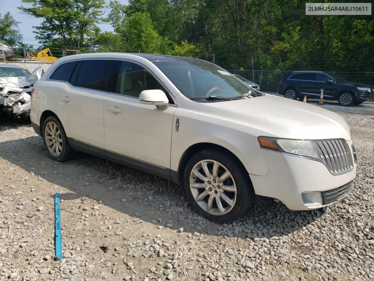 2010 Lincoln Mkt VIN: 2LMHJ5AR4ABJ10611 Lot: 59239155