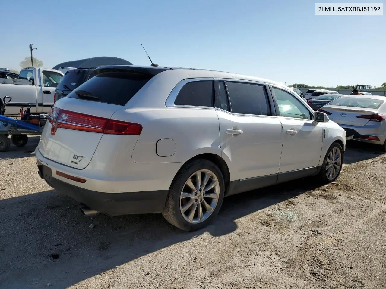 2011 Lincoln Mkt VIN: 2LMHJ5ATXBBJ51192 Lot: 55723995