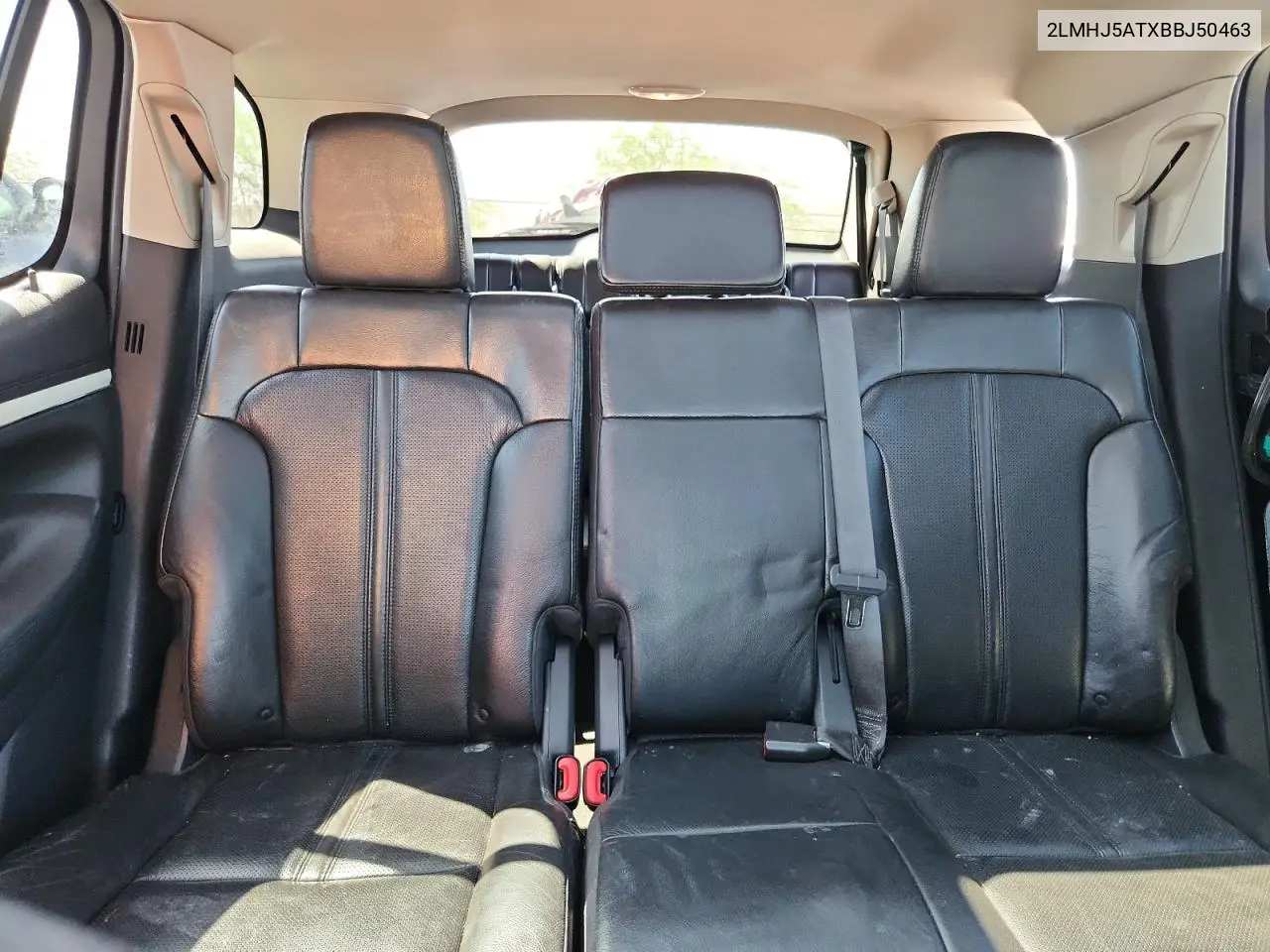 2011 Lincoln Mkt VIN: 2LMHJ5ATXBBJ50463 Lot: 61064575