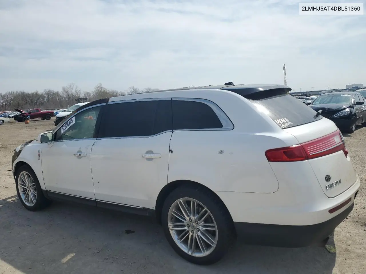 2013 Lincoln Mkt VIN: 2LMHJ5AT4DBL51360 Lot: 52250975