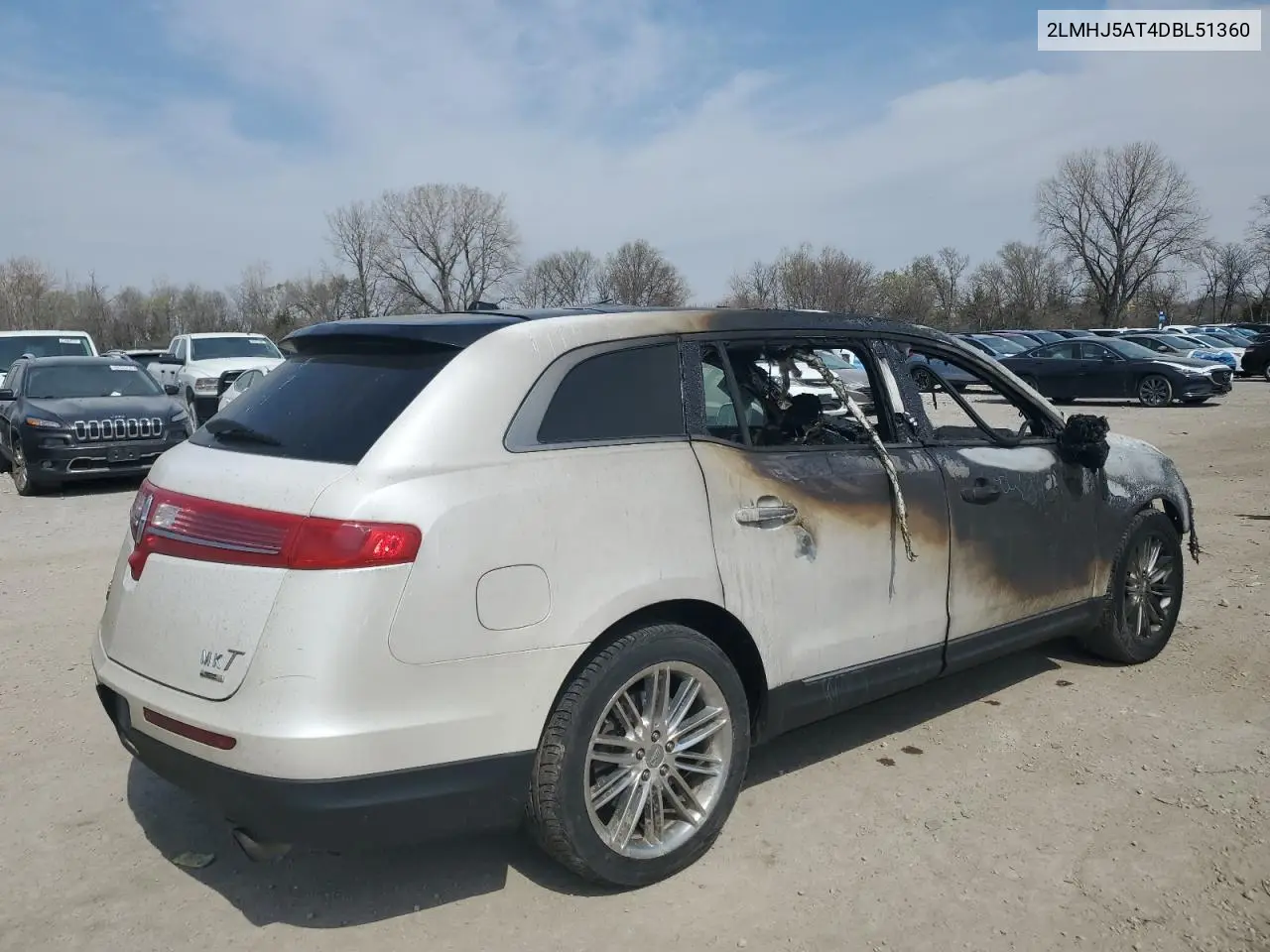 2013 Lincoln Mkt VIN: 2LMHJ5AT4DBL51360 Lot: 52250975