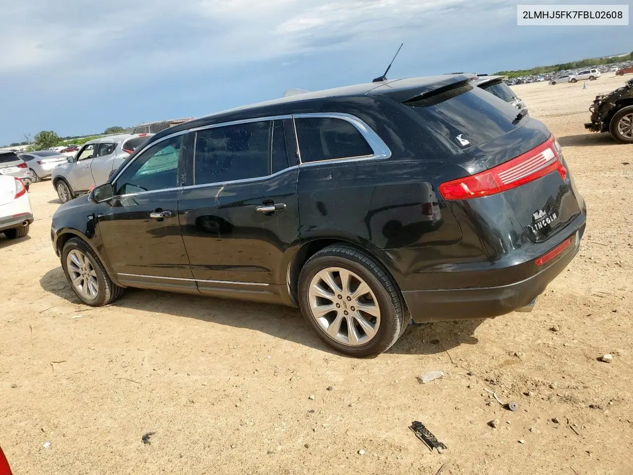 2015 Lincoln Mkt VIN: 2LMHJ5FK7FBL02608 Lot: 64018185