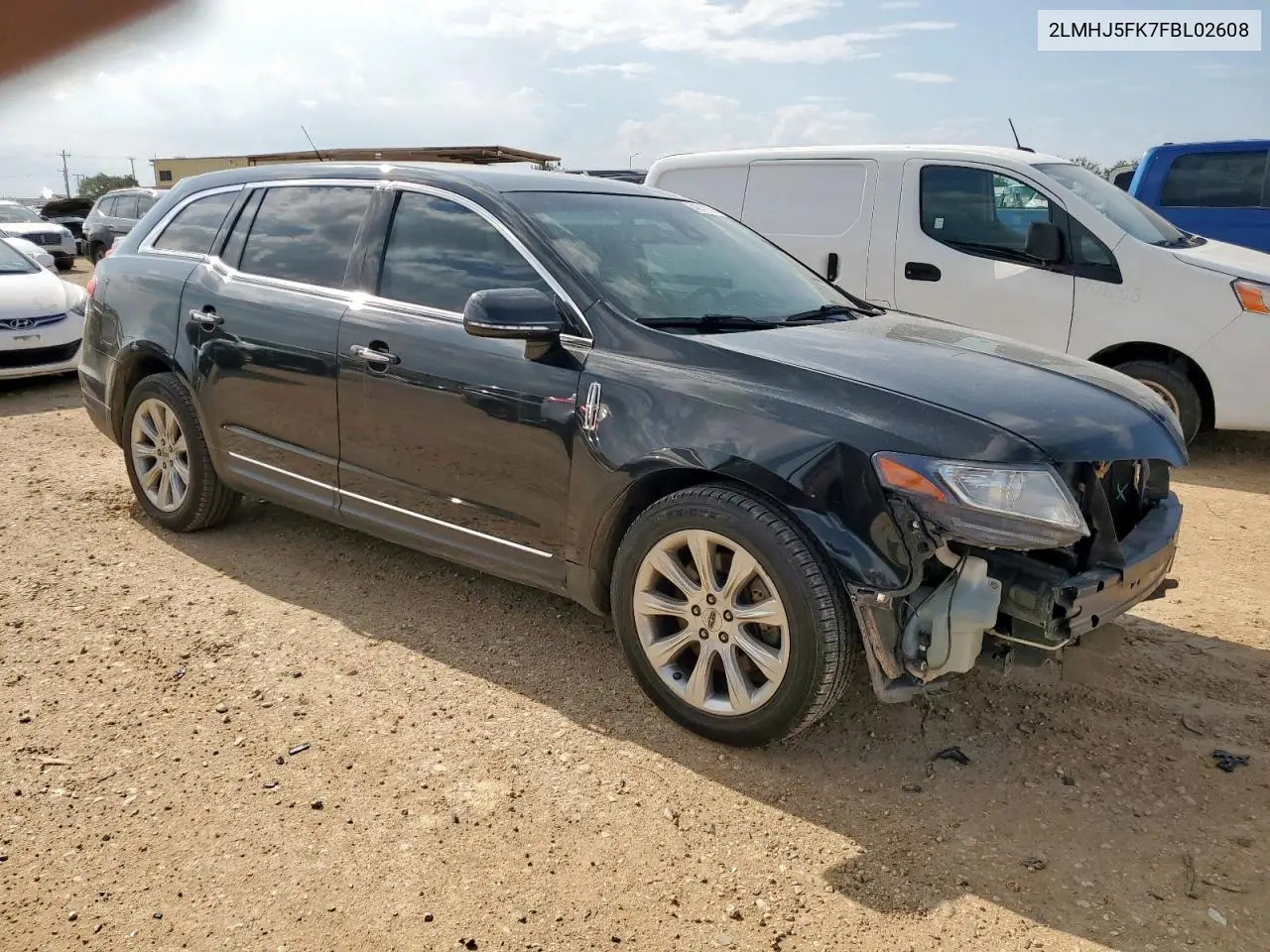 2015 Lincoln Mkt VIN: 2LMHJ5FK7FBL02608 Lot: 64018185