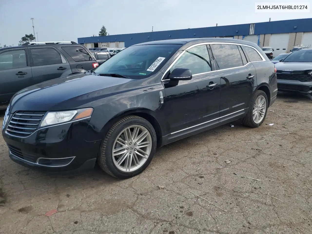 2017 Lincoln Mkt VIN: 2LMHJ5AT6HBL01274 Lot: 61281795