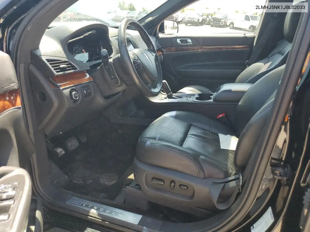 2018 Lincoln Mkt VIN: 2LMHJ5NK1JBL02033 Lot: 61633825
