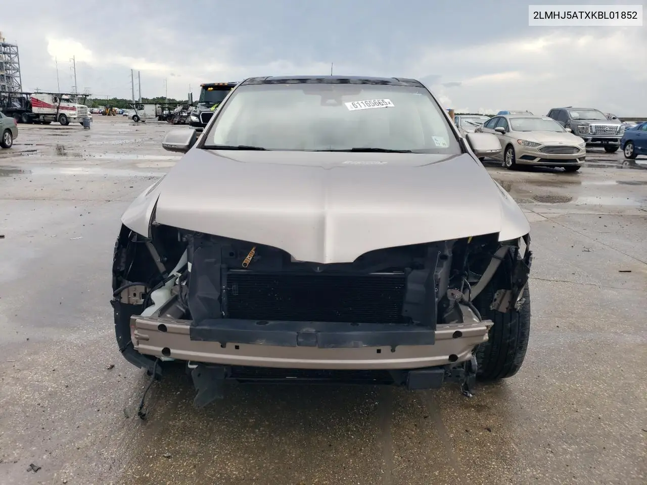 2019 Lincoln Mkt VIN: 2LMHJ5ATXKBL01852 Lot: 61165665