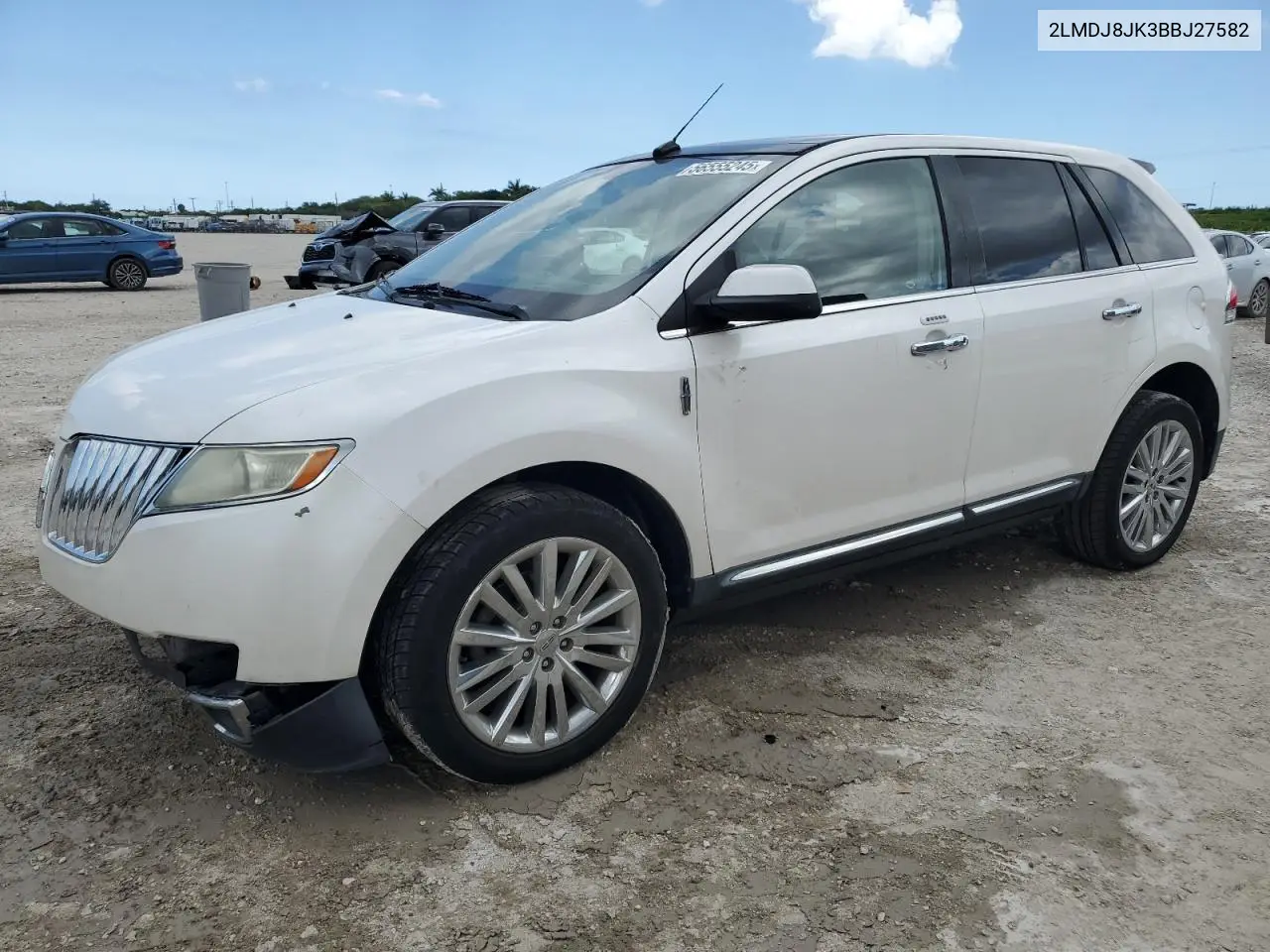 2011 Lincoln Mkx VIN: 2LMDJ8JK3BBJ27582 Lot: 56555245