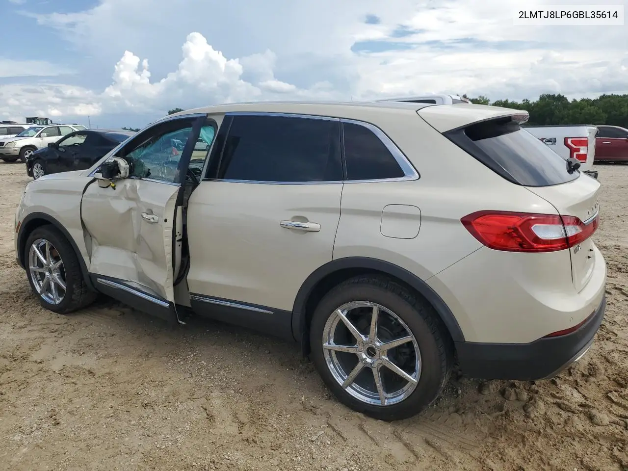 2016 Lincoln Mkx Reserve VIN: 2LMTJ8LP6GBL35614 Lot: 62064925