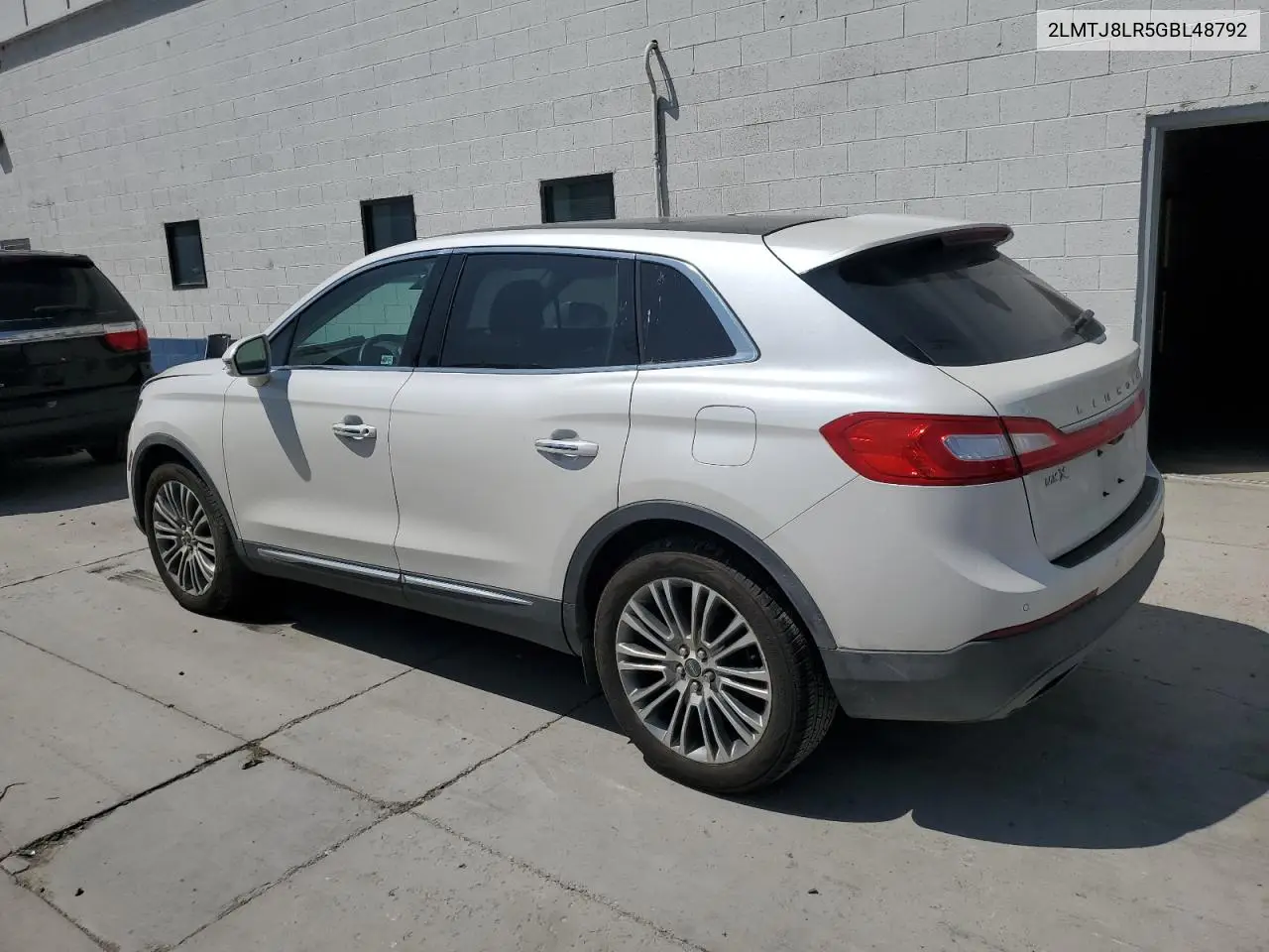 2016 Lincoln Mkx Reserve VIN: 2LMTJ8LR5GBL48792 Lot: 62259915