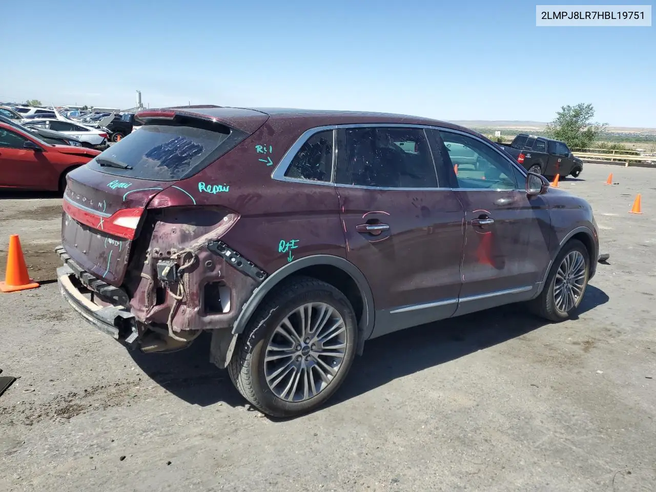 2017 Lincoln Mkx Reserve VIN: 2LMPJ8LR7HBL19751 Lot: 61425825