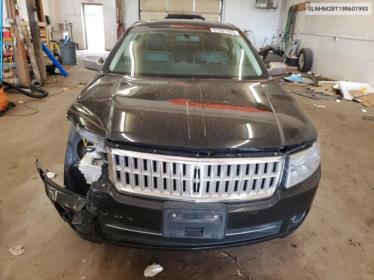 2009 Lincoln Mkz VIN: 3LNHM28T19R601993 Lot: 61201925
