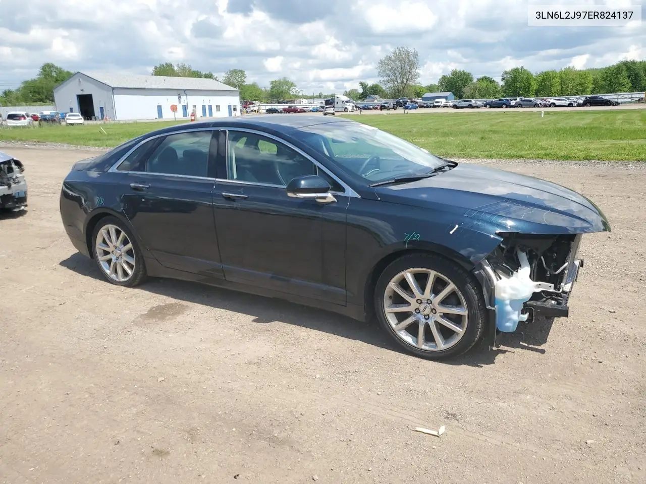 2014 Lincoln Mkz VIN: 3LN6L2J97ER824137 Lot: 56637565