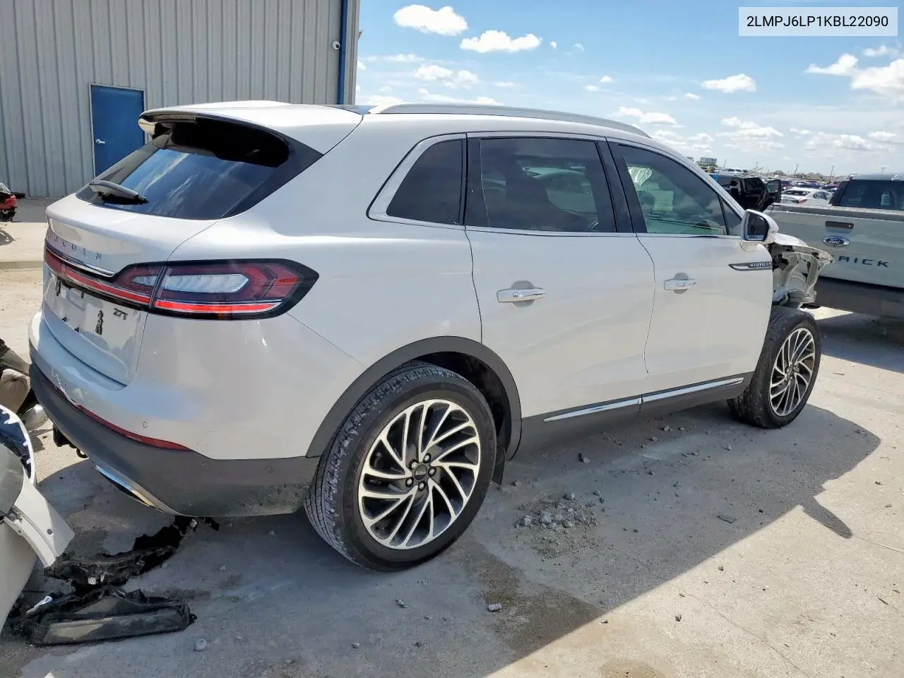 2019 Lincoln Nautilus Reserve VIN: 2LMPJ6LP1KBL22090 Lot: 55817105