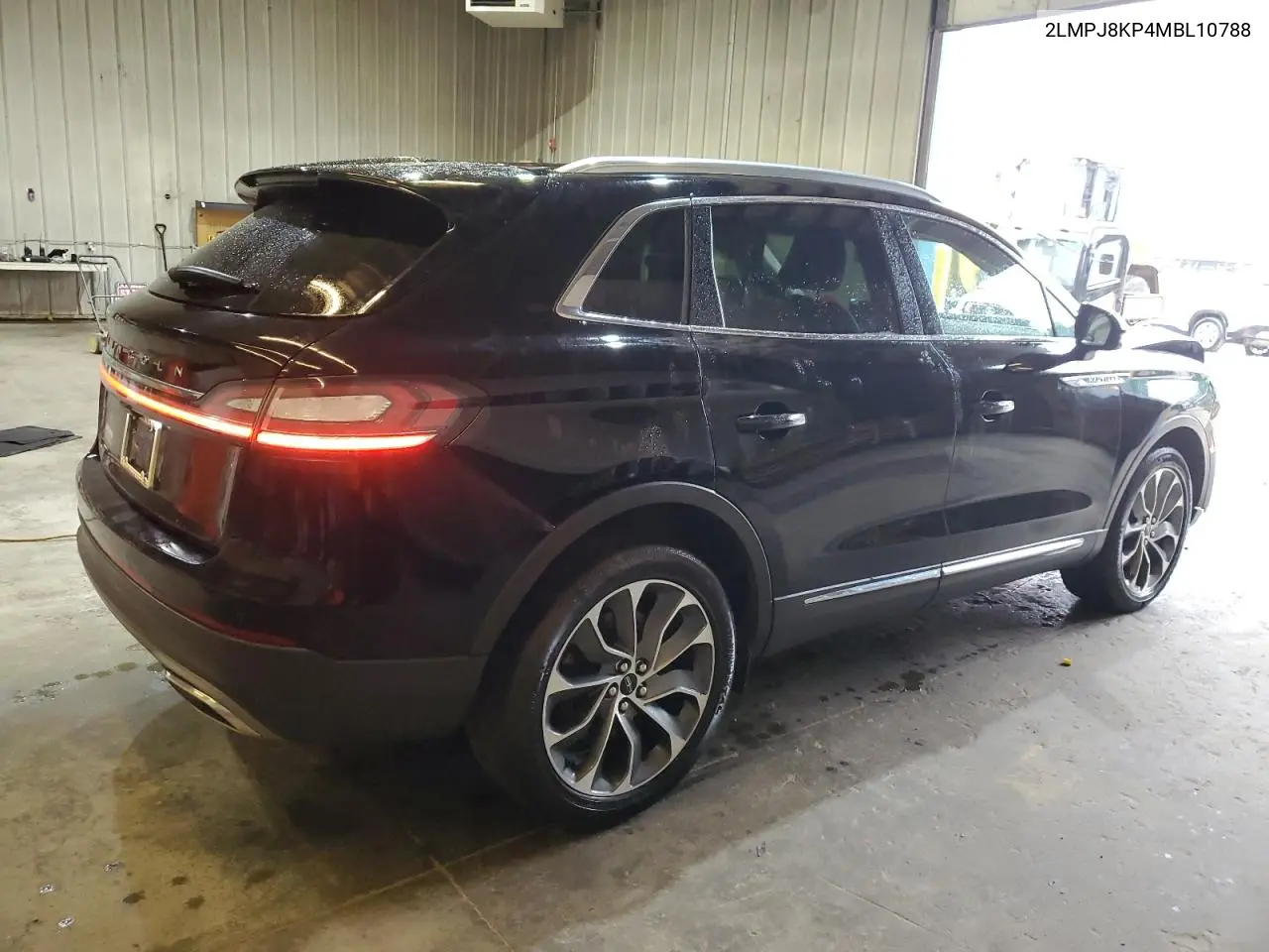 2021 Lincoln Nautilus Reserve VIN: 2LMPJ8KP4MBL10788 Lot: 48799695
