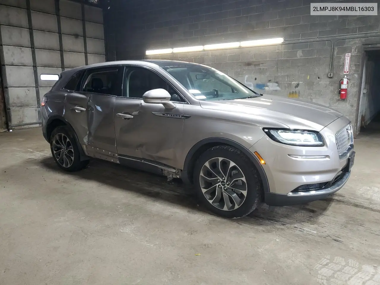 2021 Lincoln Nautilus Reserve VIN: 2LMPJ8K94MBL16303 Lot: 55285245