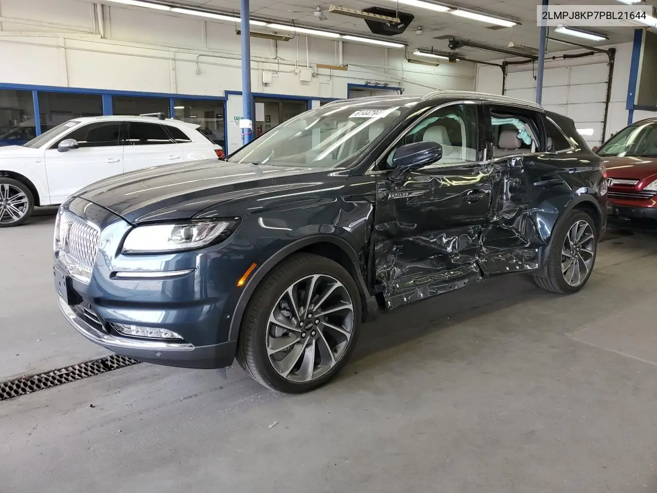 2023 Lincoln Nautilus Reserve VIN: 2LMPJ8KP7PBL21644 Lot: 61447945