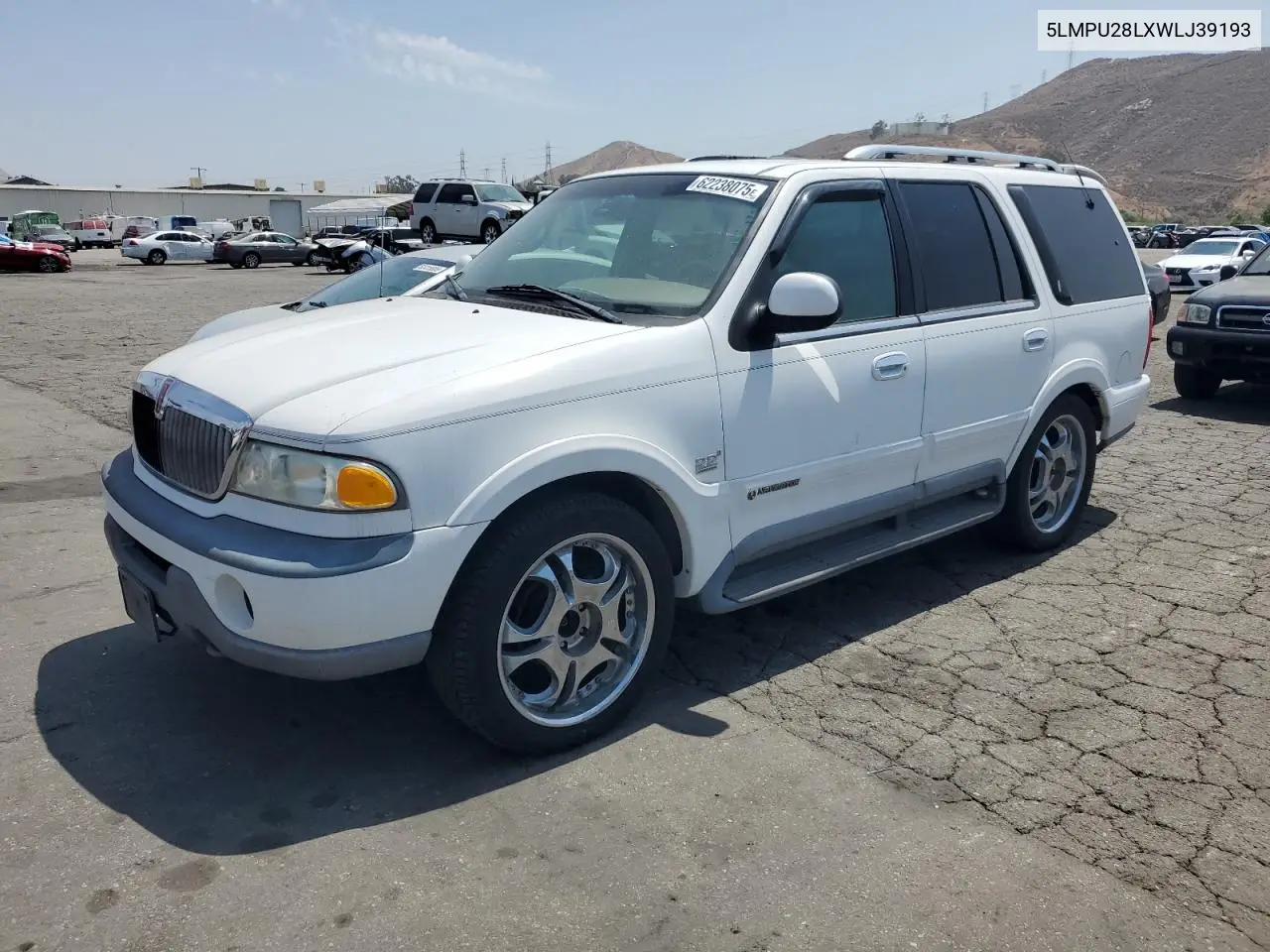 1998 Lincoln Navigator VIN: 5LMPU28LXWLJ39193 Lot: 62238075