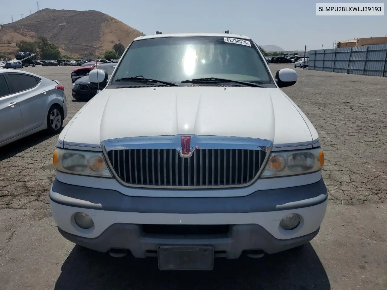 1998 Lincoln Navigator VIN: 5LMPU28LXWLJ39193 Lot: 62238075