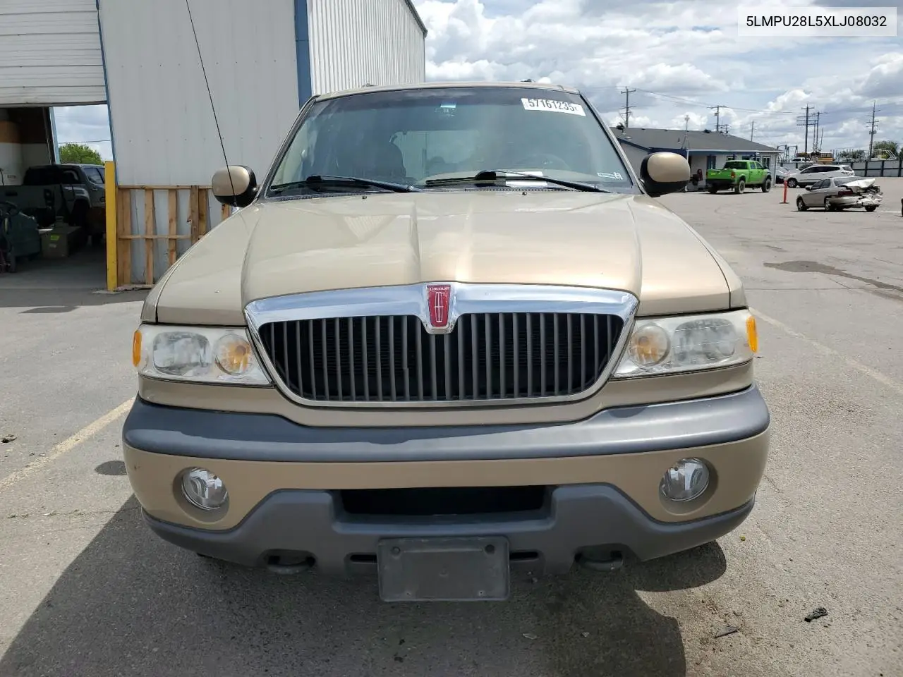 1999 Lincoln Navigator VIN: 5LMPU28L5XLJ08032 Lot: 57161235