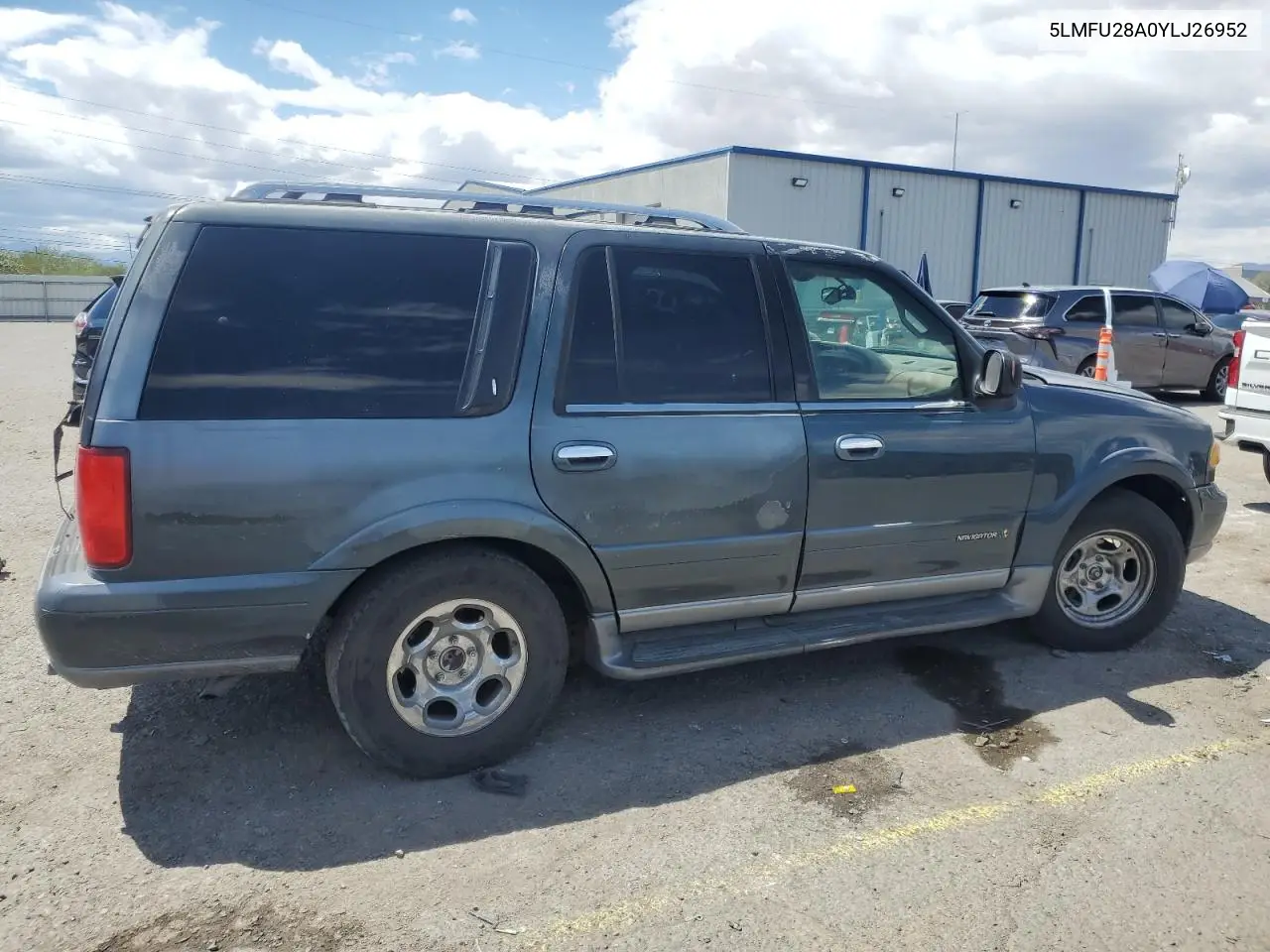 2000 Lincoln Navigator VIN: 5LMFU28A0YLJ26952 Lot: 54756735