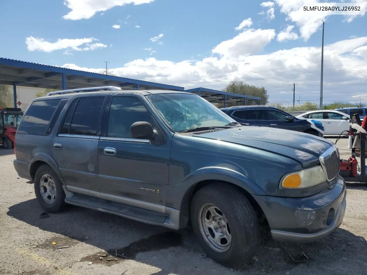 2000 Lincoln Navigator VIN: 5LMFU28A0YLJ26952 Lot: 54756735