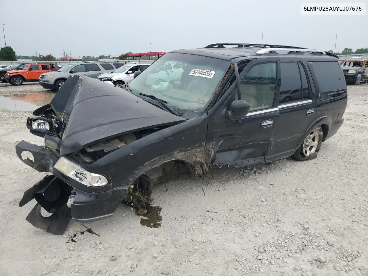 2000 Lincoln Navigator VIN: 5LMPU28A0YLJ07676 Lot: 60346655