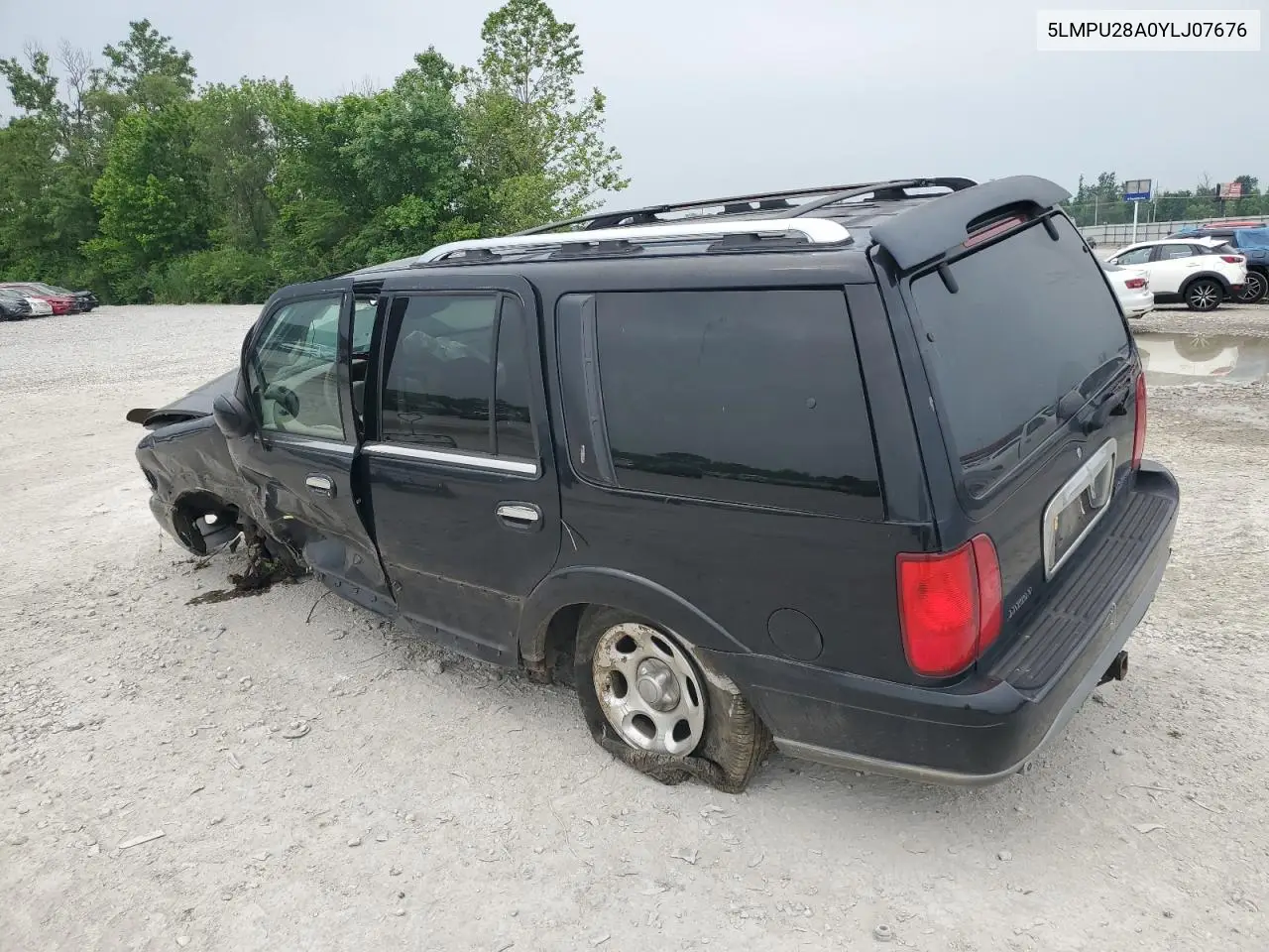2000 Lincoln Navigator VIN: 5LMPU28A0YLJ07676 Lot: 60346655