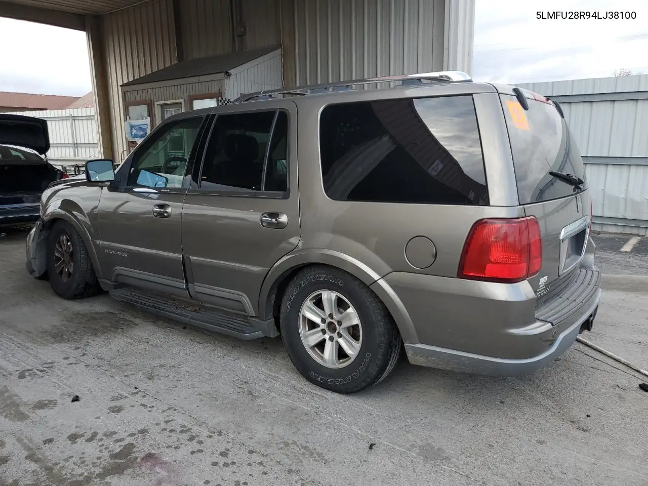 2004 Lincoln Navigator VIN: 5LMFU28R94LJ38100 Lot: 52780145