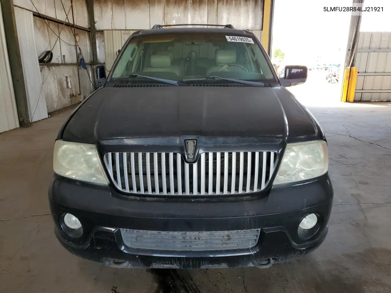 2004 Lincoln Navigator VIN: 5LMFU28R84LJ21921 Lot: 54619035