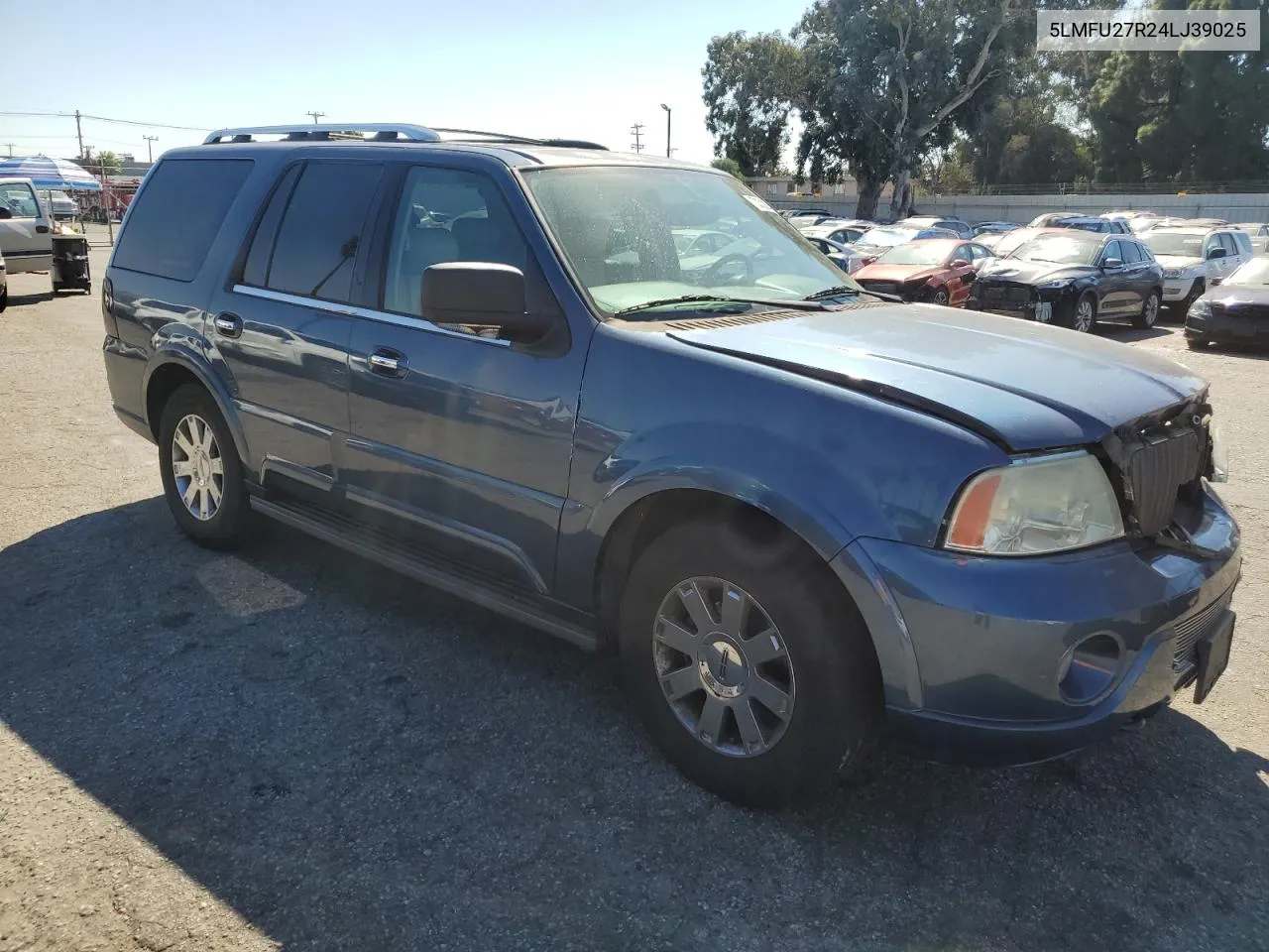 2004 Lincoln Navigator VIN: 5LMFU27R24LJ39025 Lot: 73353204