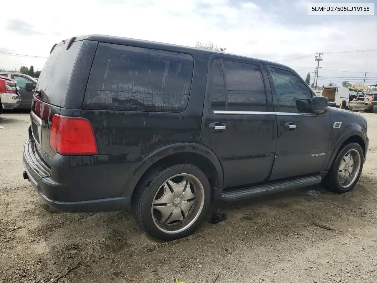2005 Lincoln Navigator VIN: 5LMFU27505LJ19158 Lot: 55666705