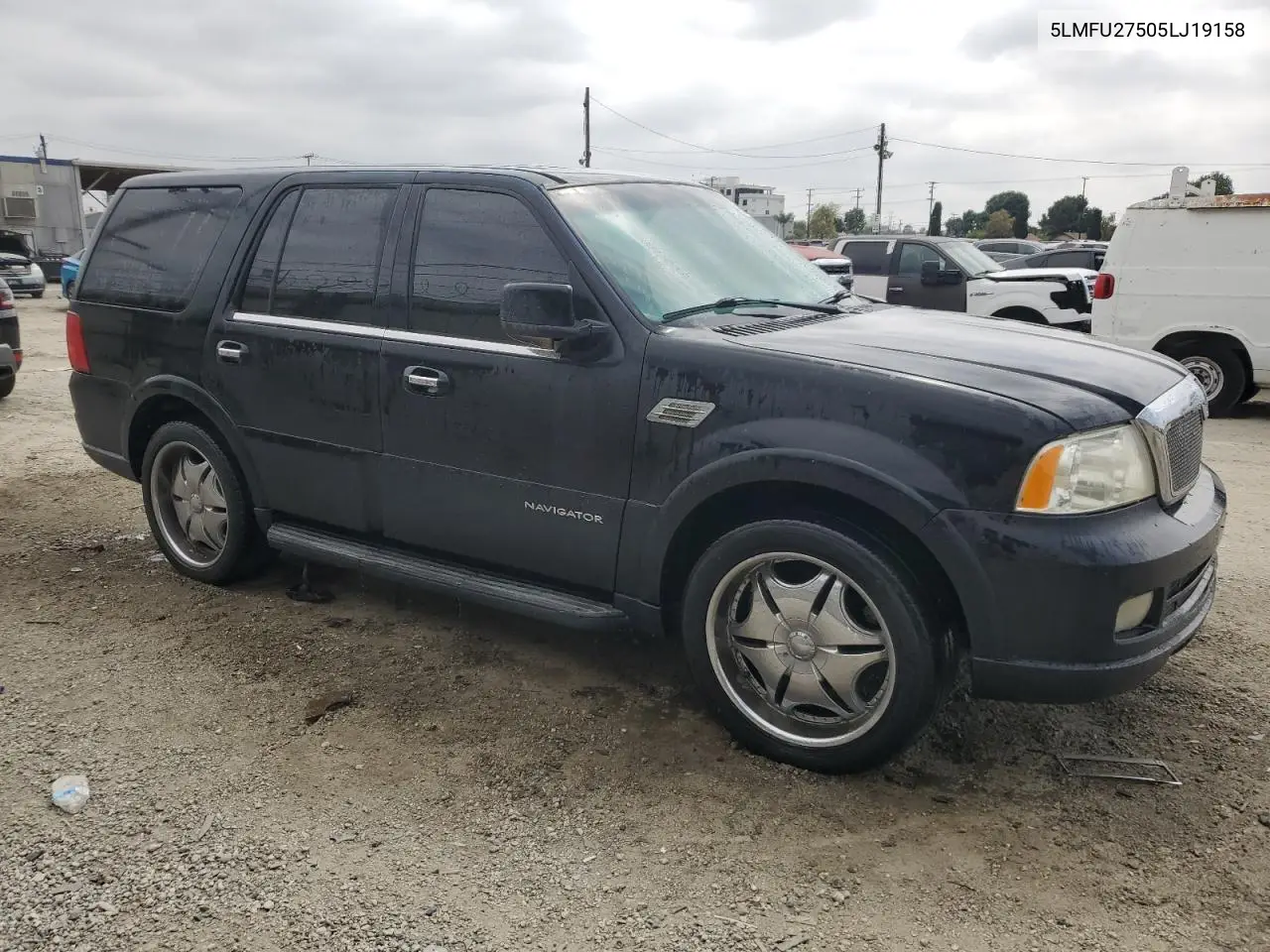 2005 Lincoln Navigator VIN: 5LMFU27505LJ19158 Lot: 55666705