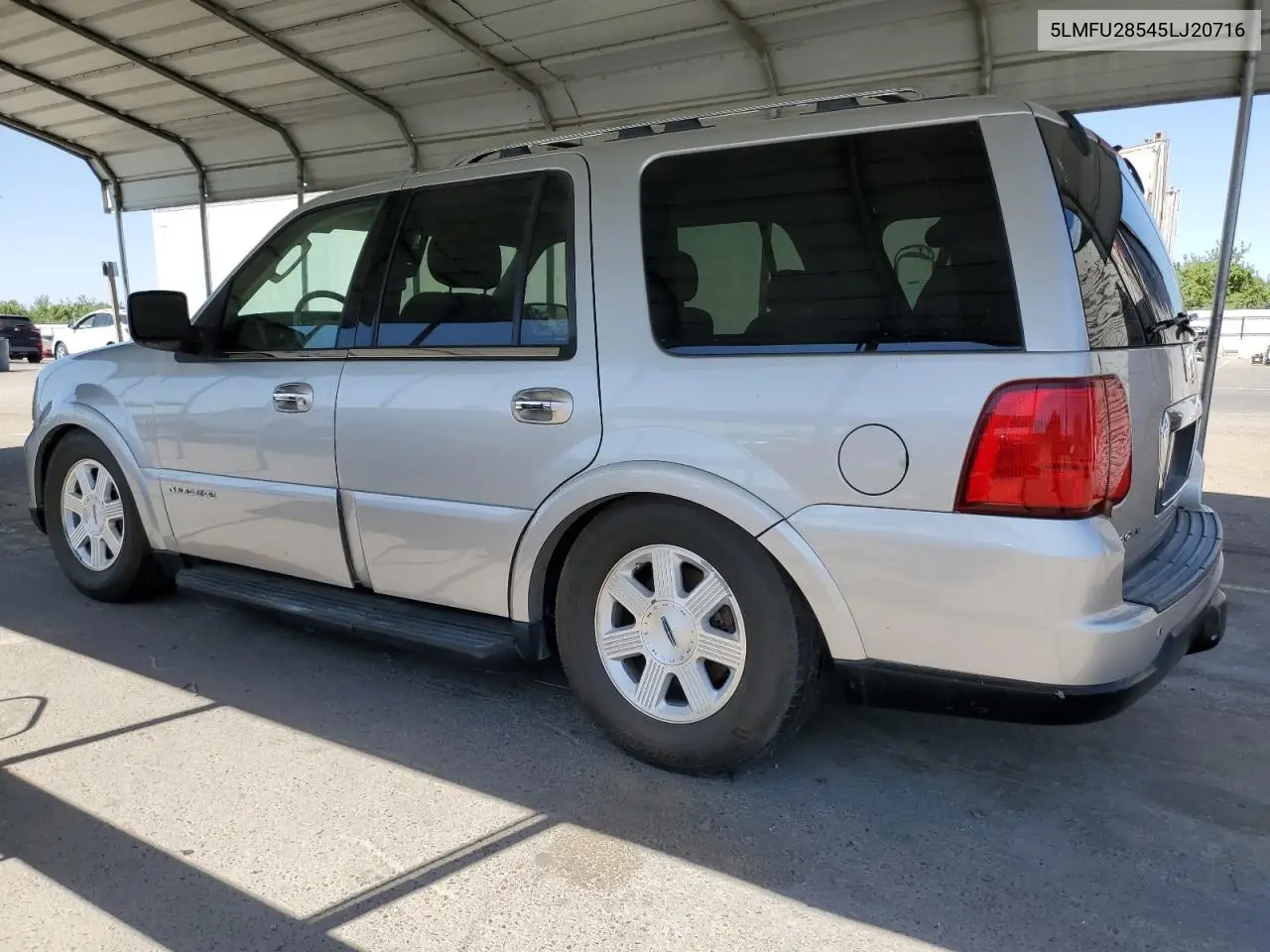 2005 Lincoln Navigator VIN: 5LMFU28545LJ20716 Lot: 62369565