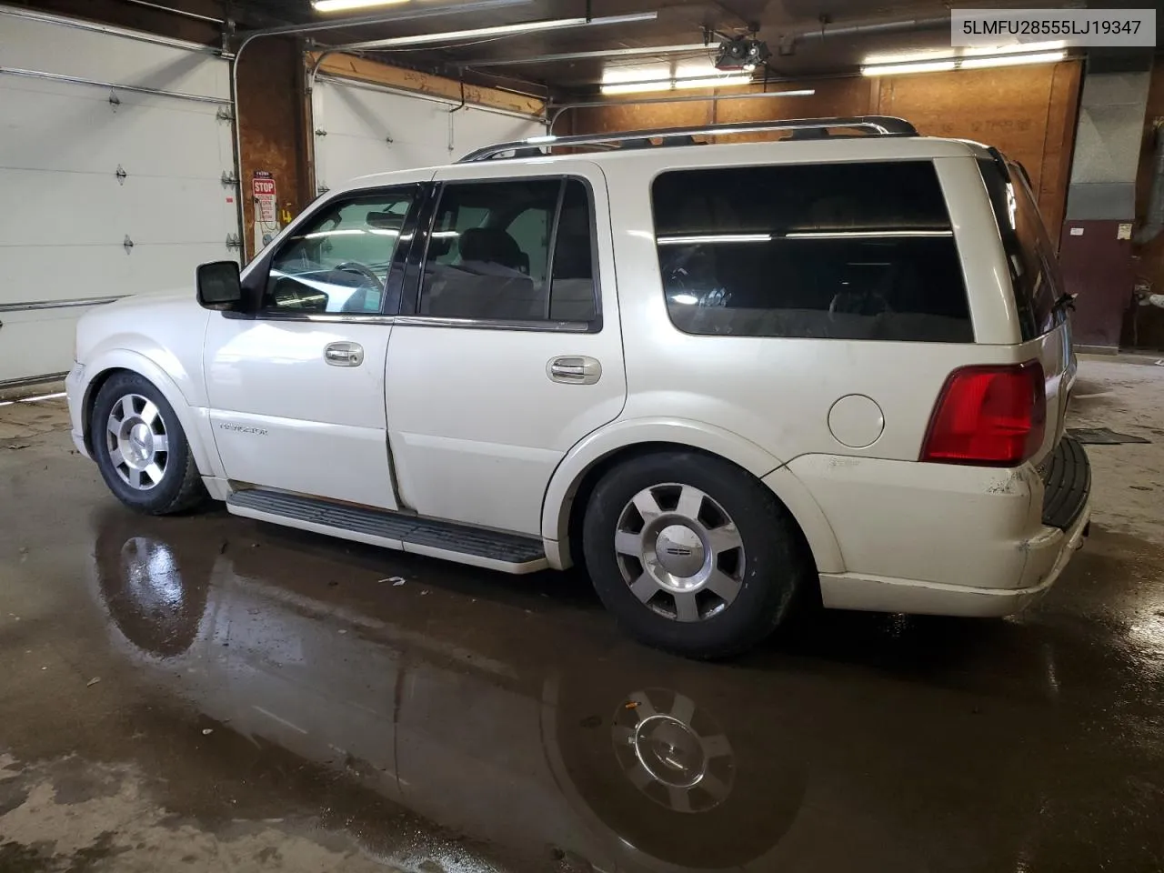 2005 Lincoln Navigator VIN: 5LMFU28555LJ19347 Lot: 67631534