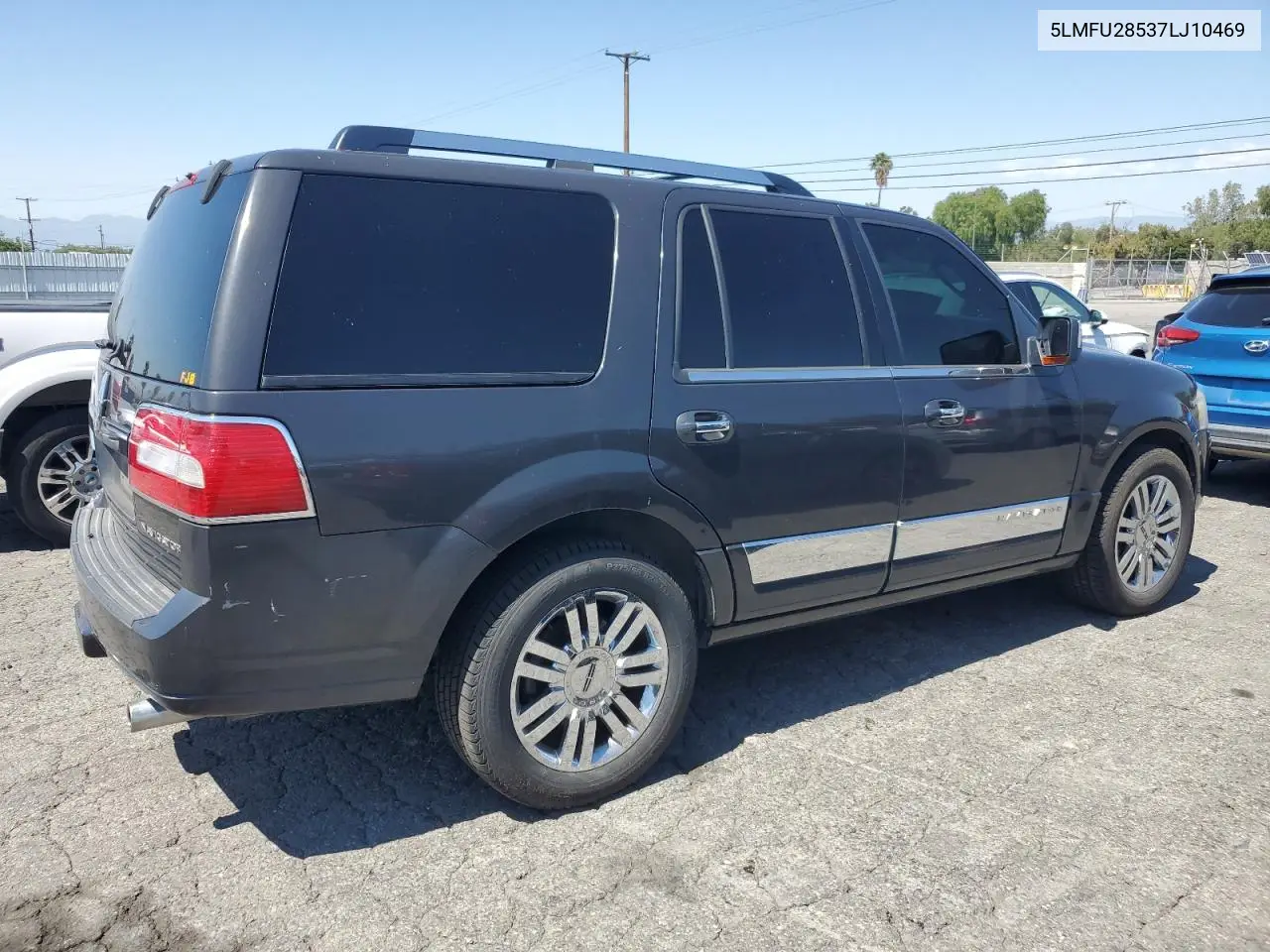2007 Lincoln Navigator VIN: 5LMFU28537LJ10469 Lot: 56189585
