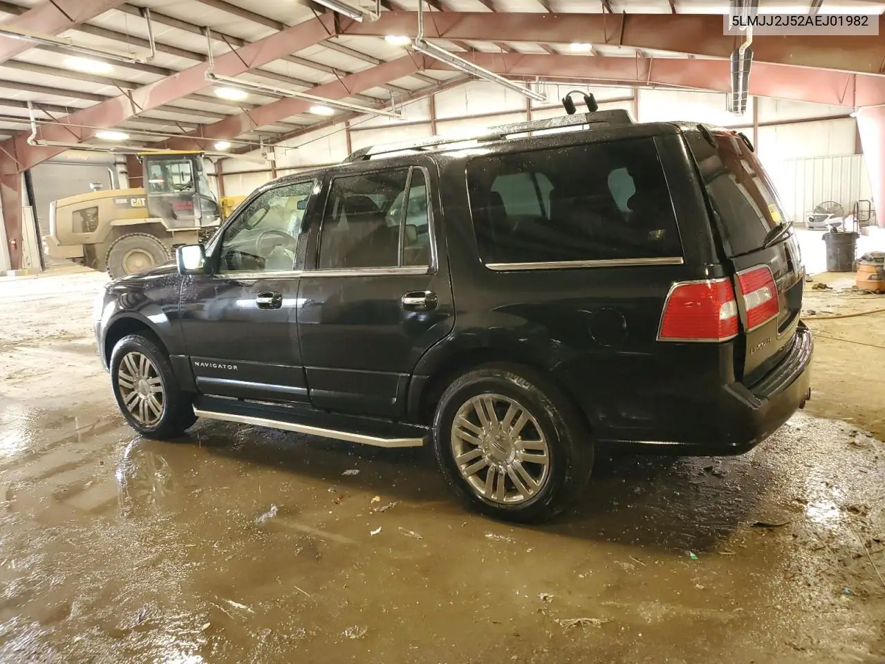 2010 Lincoln Navigator VIN: 5LMJJ2J52AEJ01982 Lot: 55949515