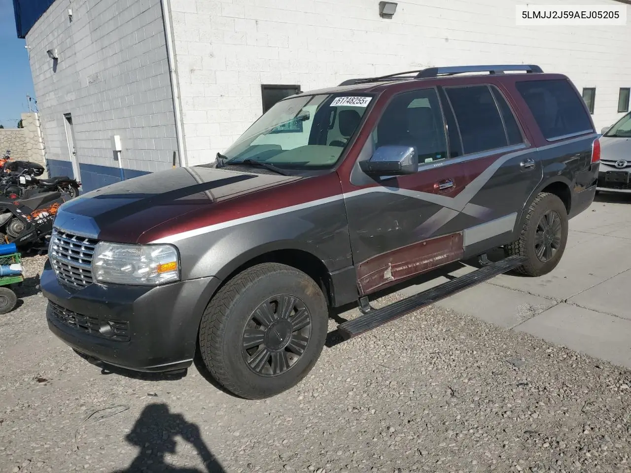 2010 Lincoln Navigator VIN: 5LMJJ2J59AEJ05205 Lot: 61748255