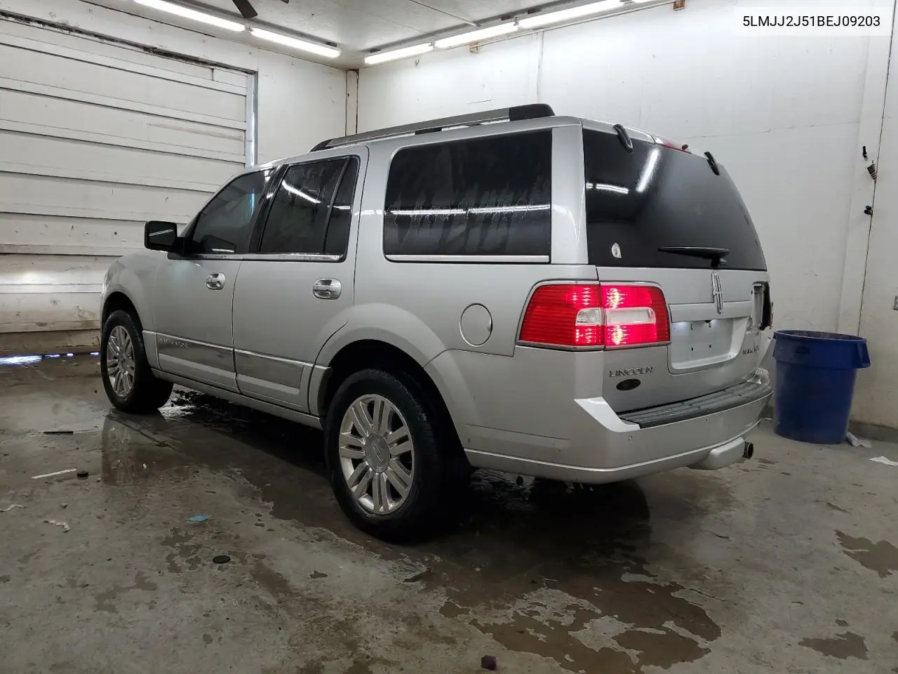 2011 Lincoln Navigator VIN: 5LMJJ2J51BEJ09203 Lot: 52627685